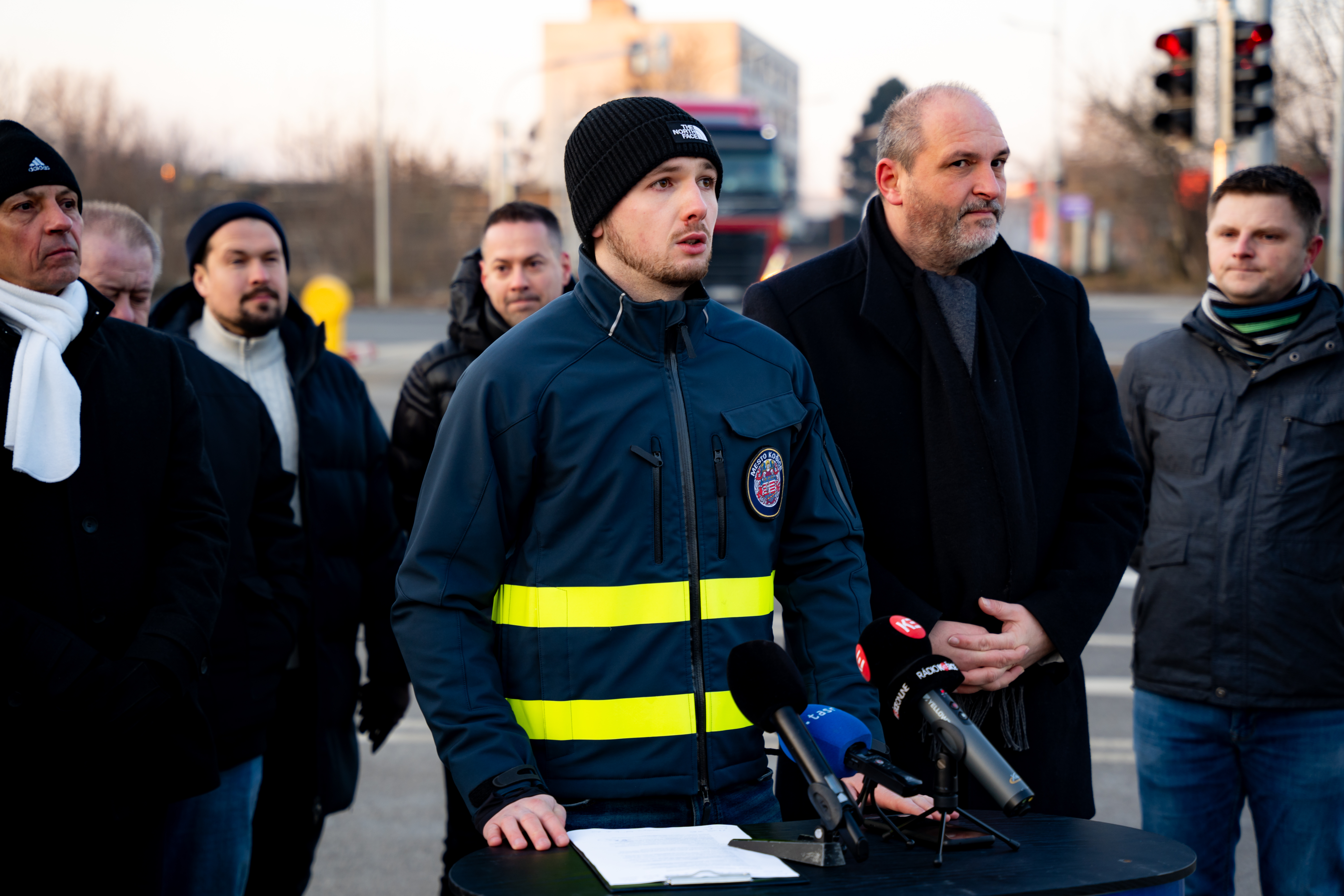 Tlacovy brifing - svetelnej signalizacie na Slaneckej ceste-2